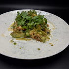 Салат Авокадо гриль с угрем